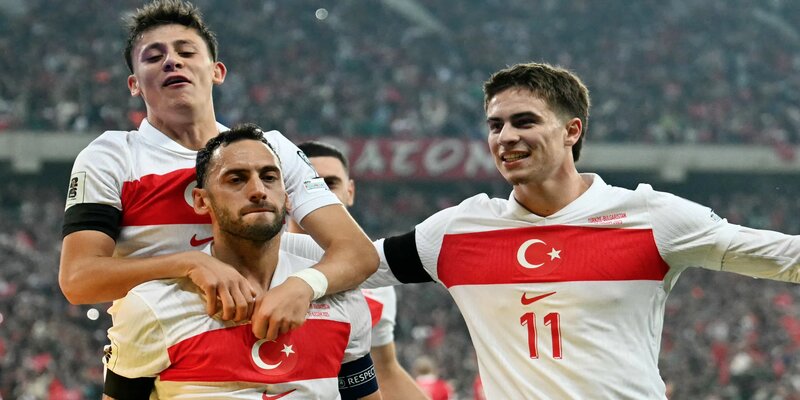 Dự đoán đội hình ra sân của cả hai đội Turkey vs Romania